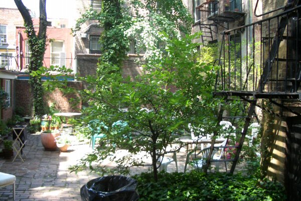 Jones St Couryard, Fire Escape