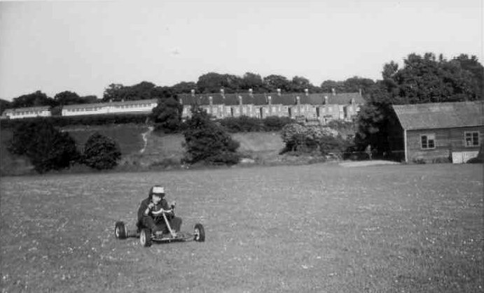 Hatch on go-kart